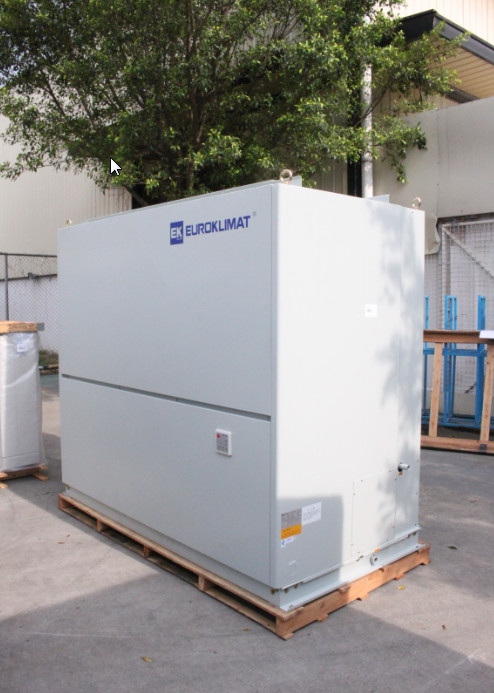 Livre água ereta a unidade de refrigeração do pacote 85kW com o compressor inteiramente hermético do Volute
